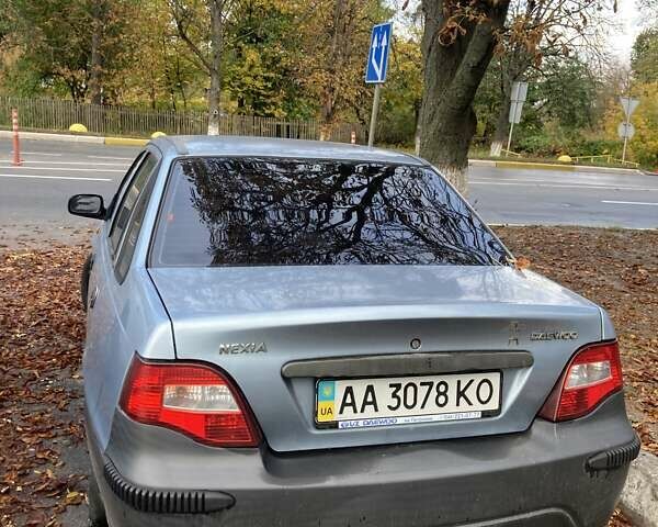 Серый Дэу Нексия, объемом двигателя 1.5 л и пробегом 203 тыс. км за 2000 $, фото 1 на Automoto.ua