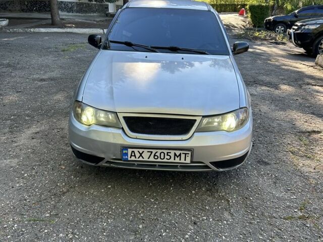 Серый Дэу Нексия, объемом двигателя 1.5 л и пробегом 142 тыс. км за 2505 $, фото 1 на Automoto.ua