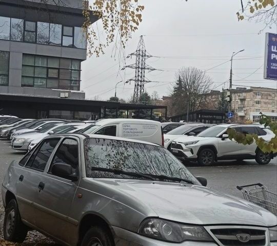 Сірий Деу Нексія, об'ємом двигуна 1.5 л та пробігом 2 тис. км за 1500 $, фото 1 на Automoto.ua