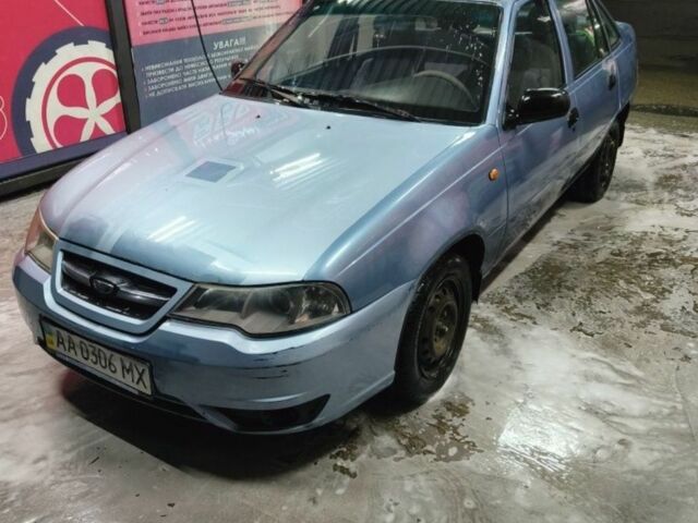 Сірий Деу Нексія, об'ємом двигуна 1.6 л та пробігом 332 тис. км за 1999 $, фото 1 на Automoto.ua