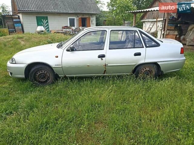 Сірий Деу Нексія, об'ємом двигуна 1.6 л та пробігом 221 тис. км за 1700 $, фото 1 на Automoto.ua