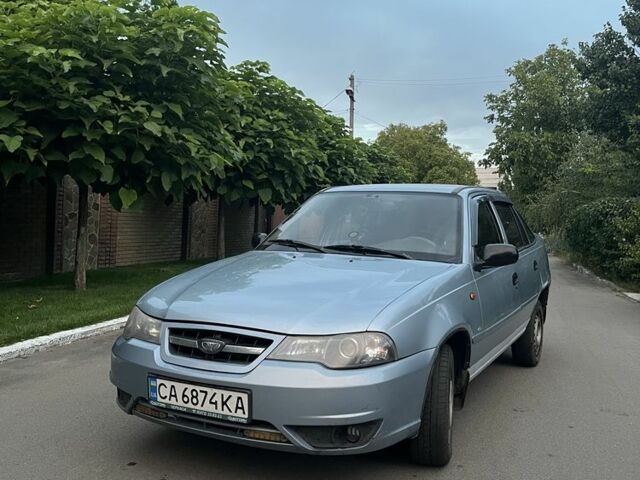 Серый Дэу Нексия, объемом двигателя 1.5 л и пробегом 191 тыс. км за 1600 $, фото 1 на Automoto.ua