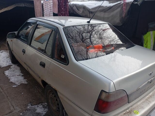 Сірий Деу Нексія, об'ємом двигуна 1.6 л та пробігом 200 тис. км за 949 $, фото 1 на Automoto.ua