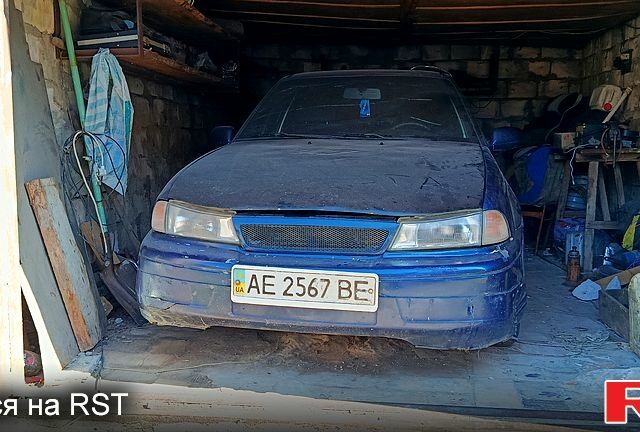 Синий Дэу Нексия, объемом двигателя 1.5 л и пробегом 320 тыс. км за 750 $, фото 1 на Automoto.ua