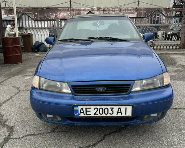 Синий Дэу Нексия, объемом двигателя 1.5 л и пробегом 237 тыс. км за 1500 $, фото 1 на Automoto.ua