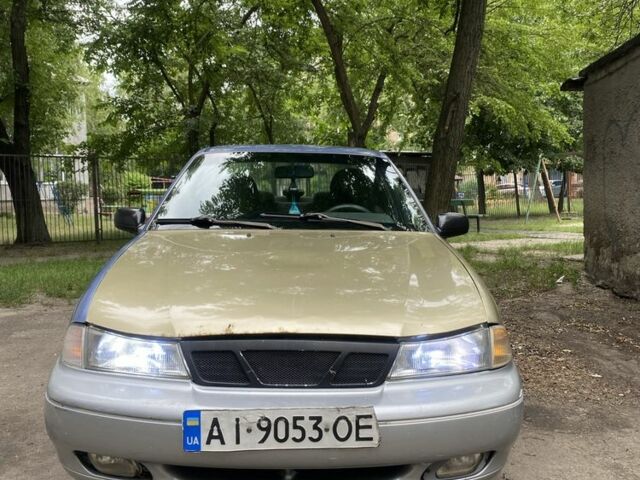Синий Дэу Нексия, объемом двигателя 1.5 л и пробегом 354 тыс. км за 1100 $, фото 1 на Automoto.ua