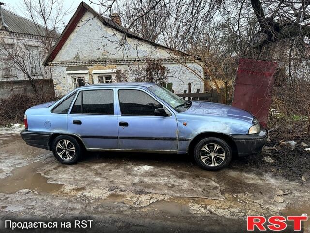 Синий Дэу Нексия, объемом двигателя 1.5 л и пробегом 34000 тыс. км за 1300 $, фото 1 на Automoto.ua