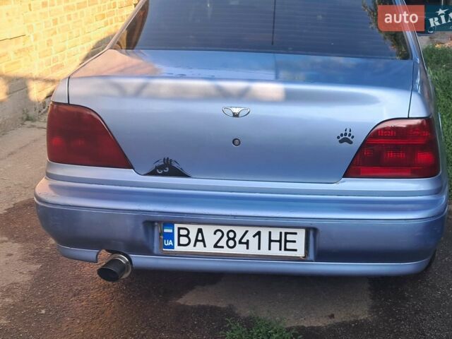 Синий Дэу Нексия, объемом двигателя 1.5 л и пробегом 309 тыс. км за 1750 $, фото 1 на Automoto.ua