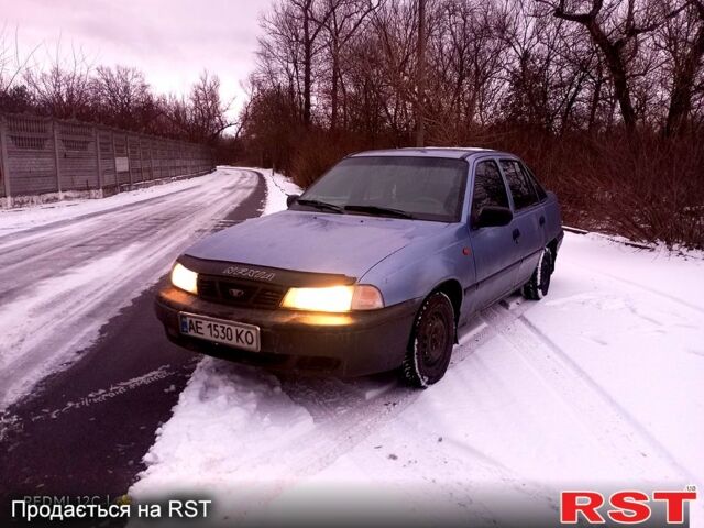 Синий Дэу Нексия, объемом двигателя 1.5 л и пробегом 0 тыс. км за 1000 $, фото 1 на Automoto.ua