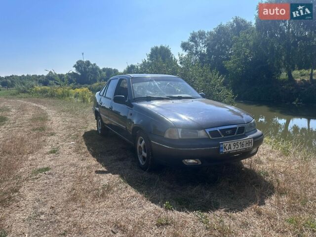 Синий Дэу Нексия, объемом двигателя 1.5 л и пробегом 270 тыс. км за 1200 $, фото 1 на Automoto.ua