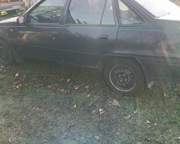 Синій Деу Нексія, об'ємом двигуна 1.5 л та пробігом 225 тис. км за 1800 $, фото 1 на Automoto.ua