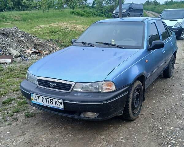 Синий Дэу Нексия, объемом двигателя 0 л и пробегом 262 тыс. км за 1150 $, фото 1 на Automoto.ua