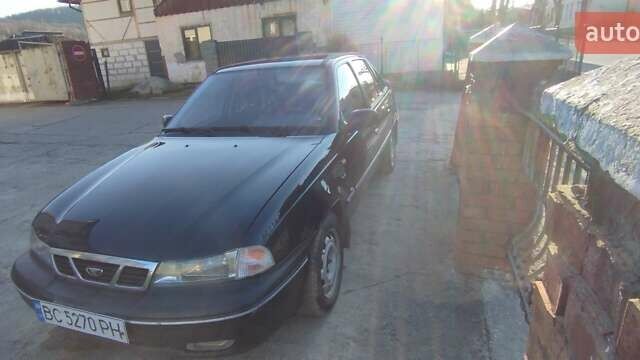 Синий Дэу Нексия, объемом двигателя 1.5 л и пробегом 218 тыс. км за 1300 $, фото 1 на Automoto.ua