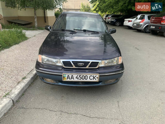 Синий Дэу Нексия, объемом двигателя 1.5 л и пробегом 170 тыс. км за 3000 $, фото 1 на Automoto.ua