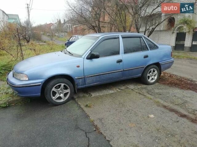Синий Дэу Нексия, объемом двигателя 1.5 л и пробегом 190 тыс. км за 1500 $, фото 1 на Automoto.ua