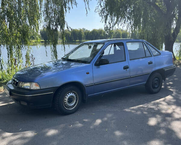 Синій Деу Нексія, об'ємом двигуна 1.5 л та пробігом 80 тис. км за 2100 $, фото 1 на Automoto.ua