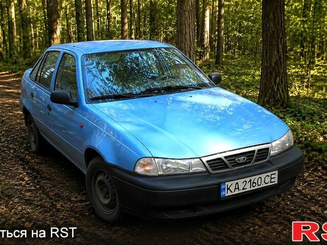 Синий Дэу Нексия, объемом двигателя 1.5 л и пробегом 265 тыс. км за 1300 $, фото 1 на Automoto.ua