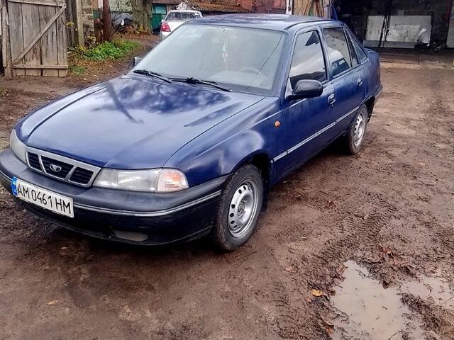 Синий Дэу Нексия, объемом двигателя 1.5 л и пробегом 193 тыс. км за 2200 $, фото 1 на Automoto.ua