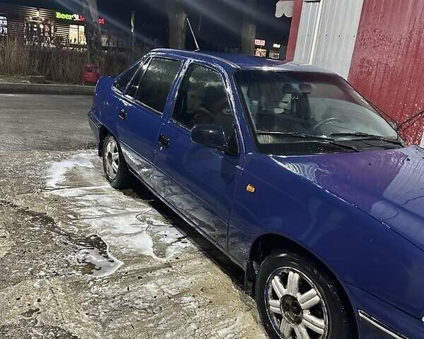 Синій Деу Нексія, об'ємом двигуна 1.5 л та пробігом 250 тис. км за 1500 $, фото 1 на Automoto.ua