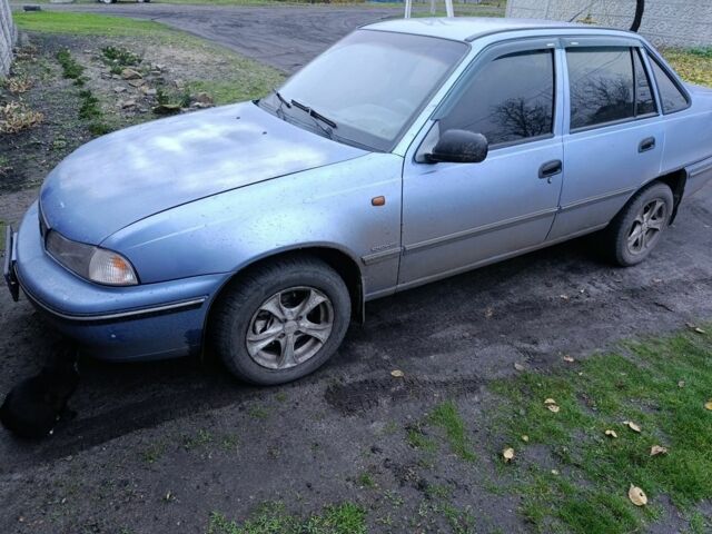 Синий Дэу Нексия, объемом двигателя 1.5 л и пробегом 230 тыс. км за 1600 $, фото 1 на Automoto.ua