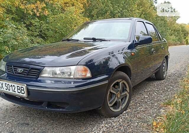 Синій Деу Нексія, об'ємом двигуна 1.5 л та пробігом 270 тис. км за 1800 $, фото 1 на Automoto.ua