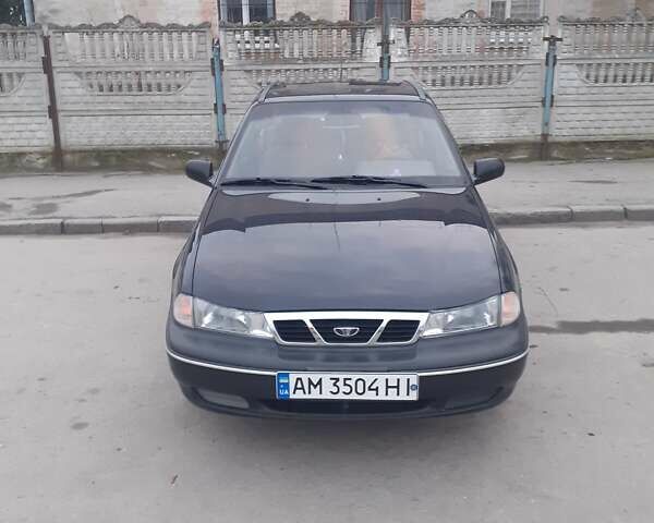 Синий Дэу Нексия, объемом двигателя 1.5 л и пробегом 180 тыс. км за 1900 $, фото 1 на Automoto.ua