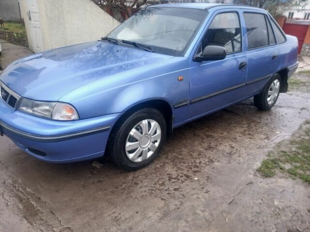 Синий Дэу Нексия, объемом двигателя 1.5 л и пробегом 189 тыс. км за 2400 $, фото 1 на Automoto.ua
