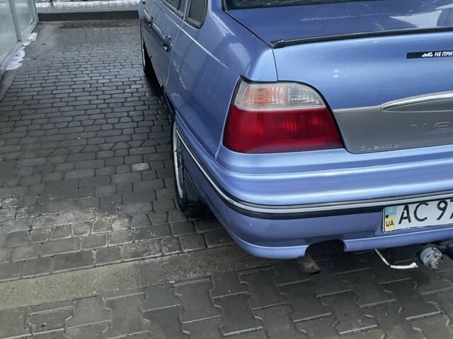 Синій Деу Нексія, об'ємом двигуна 1.5 л та пробігом 2 тис. км за 2000 $, фото 1 на Automoto.ua