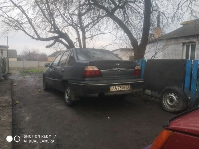 Синий Дэу Нексия, объемом двигателя 0 л и пробегом 300 тыс. км за 645 $, фото 1 на Automoto.ua