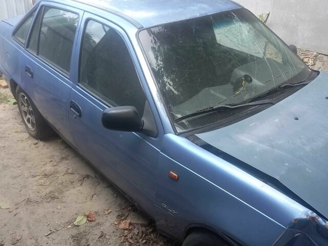 Синий Дэу Нексия, объемом двигателя 1.5 л и пробегом 202 тыс. км за 667 $, фото 1 на Automoto.ua
