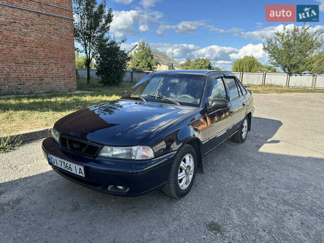 Синий Дэу Нексия, объемом двигателя 1.5 л и пробегом 158 тыс. км за 2300 $, фото 1 на Automoto.ua