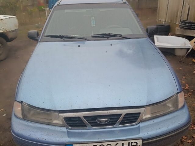 Синий Дэу Нексия, объемом двигателя 1.5 л и пробегом 200 тыс. км за 1200 $, фото 1 на Automoto.ua