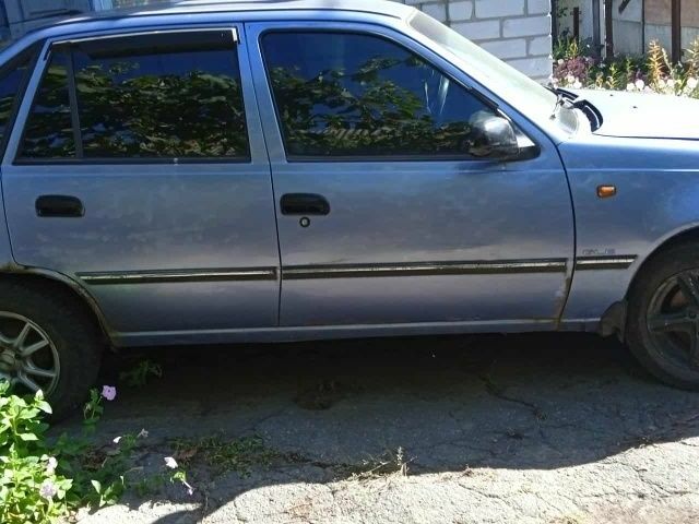 Синій Деу Нексія, об'ємом двигуна 0 л та пробігом 170 тис. км за 849 $, фото 1 на Automoto.ua
