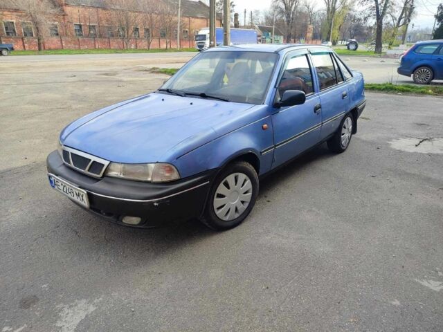 Синий Дэу Нексия, объемом двигателя 1.5 л и пробегом 250 тыс. км за 1050 $, фото 1 на Automoto.ua