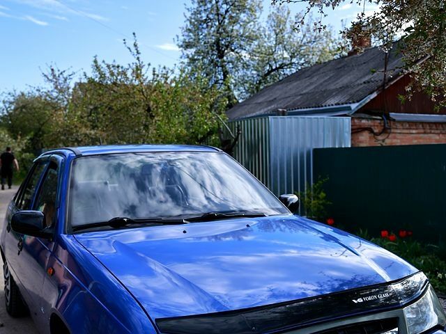 Синій Деу Нексія, об'ємом двигуна 1.5 л та пробігом 109 тис. км за 2100 $, фото 1 на Automoto.ua