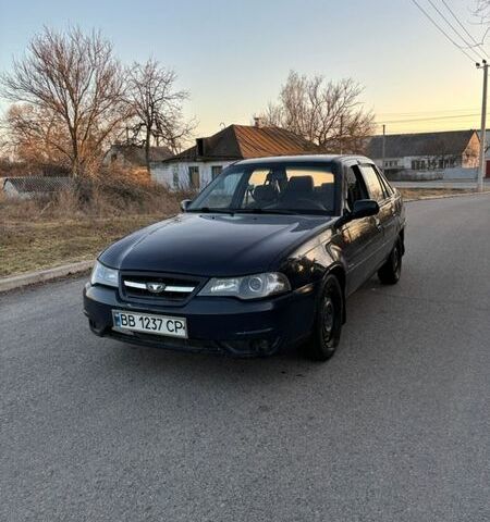 Синий Дэу Нексия, объемом двигателя 1.5 л и пробегом 188 тыс. км за 1799 $, фото 1 на Automoto.ua