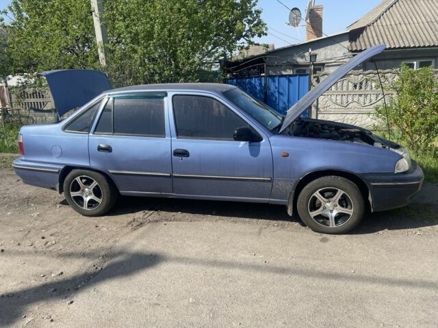 Синий Дэу Нексия, объемом двигателя 1.5 л и пробегом 146 тыс. км за 2200 $, фото 1 на Automoto.ua