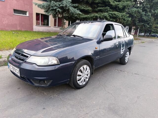 Синій Деу Нексія, об'ємом двигуна 1.5 л та пробігом 311 тис. км за 1050 $, фото 1 на Automoto.ua