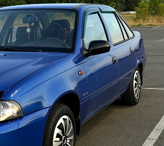 Синій Деу Нексія, об'ємом двигуна 1.5 л та пробігом 105 тис. км за 2600 $, фото 1 на Automoto.ua