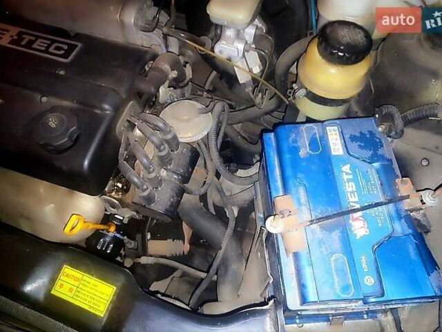 Синий Дэу Нексия, объемом двигателя 1.5 л и пробегом 700 тыс. км за 2700 $, фото 1 на Automoto.ua