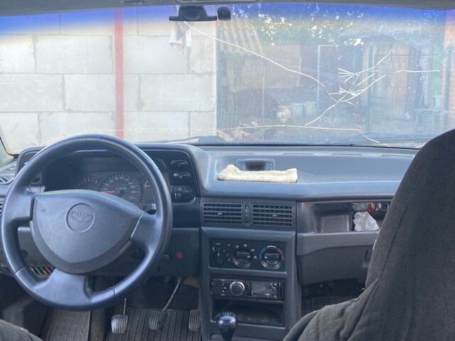 Синій Деу Нексія, об'ємом двигуна 1.5 л та пробігом 122 тис. км за 1100 $, фото 1 на Automoto.ua