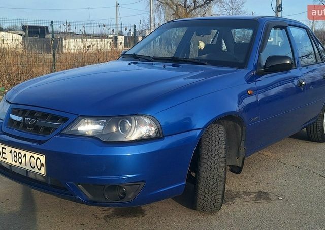 Синий Дэу Нексия, объемом двигателя 1.5 л и пробегом 127 тыс. км за 2999 $, фото 1 на Automoto.ua