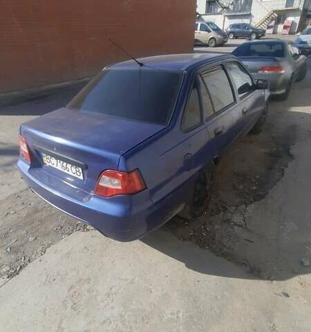 Синий Дэу Нексия, объемом двигателя 0 л и пробегом 150 тыс. км за 800 $, фото 1 на Automoto.ua