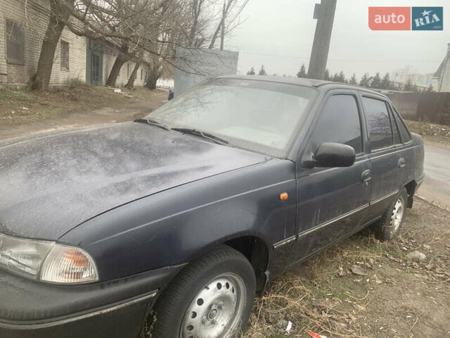 Синий Дэу Нексия, объемом двигателя 1.5 л и пробегом 150 тыс. км за 2800 $, фото 1 на Automoto.ua