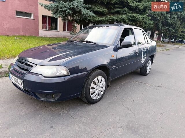 Синий Дэу Нексия, объемом двигателя 1.5 л и пробегом 311 тыс. км за 1050 $, фото 1 на Automoto.ua