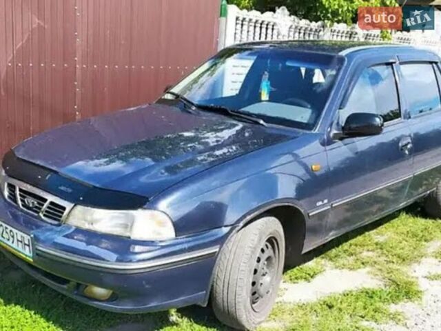 Синий Дэу Нексия, объемом двигателя 1.5 л и пробегом 190 тыс. км за 1650 $, фото 1 на Automoto.ua