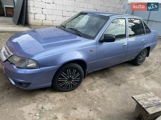 Синий Дэу Нексия, объемом двигателя 1.5 л и пробегом 255 тыс. км за 1800 $, фото 1 на Automoto.ua