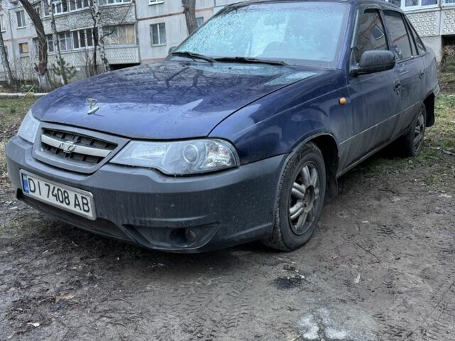 Синий Дэу Нексия, объемом двигателя 1.5 л и пробегом 300 тыс. км за 1550 $, фото 1 на Automoto.ua