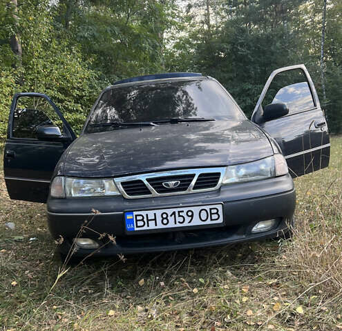 Синий Дэу Нексия, объемом двигателя 1.5 л и пробегом 100 тыс. км за 2700 $, фото 1 на Automoto.ua