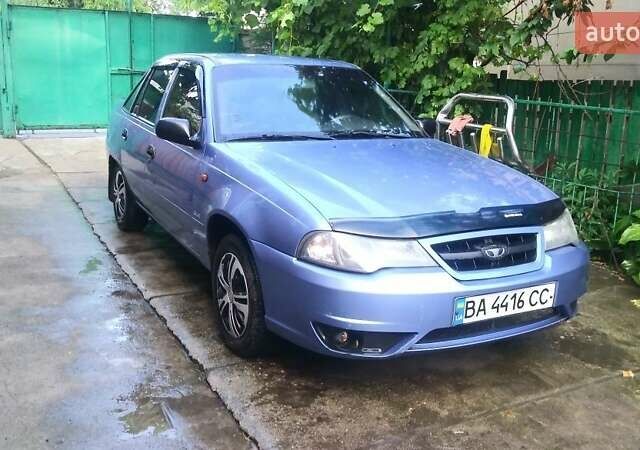 Синій Деу Нексія, об'ємом двигуна 1.5 л та пробігом 230 тис. км за 2400 $, фото 1 на Automoto.ua